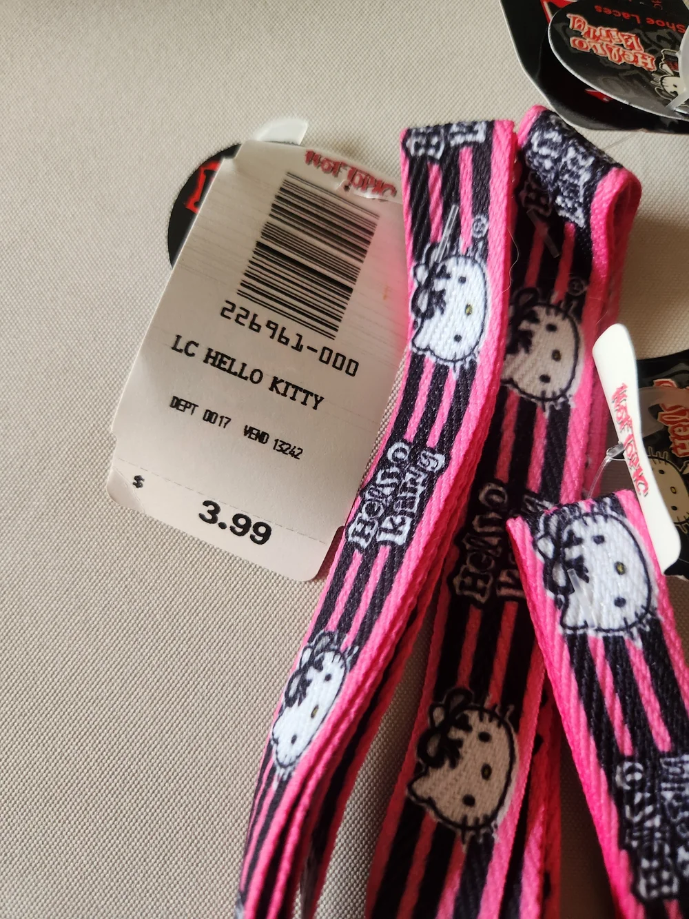 Hello Kitty 10 pairs